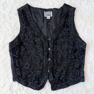 VTG 90s Y2K Pelican Cove Woman Black Velvet Embroidered V-Neck Button Down Vest